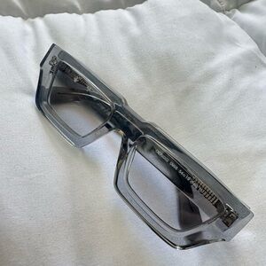 Stylish Gray Square Sunglasses